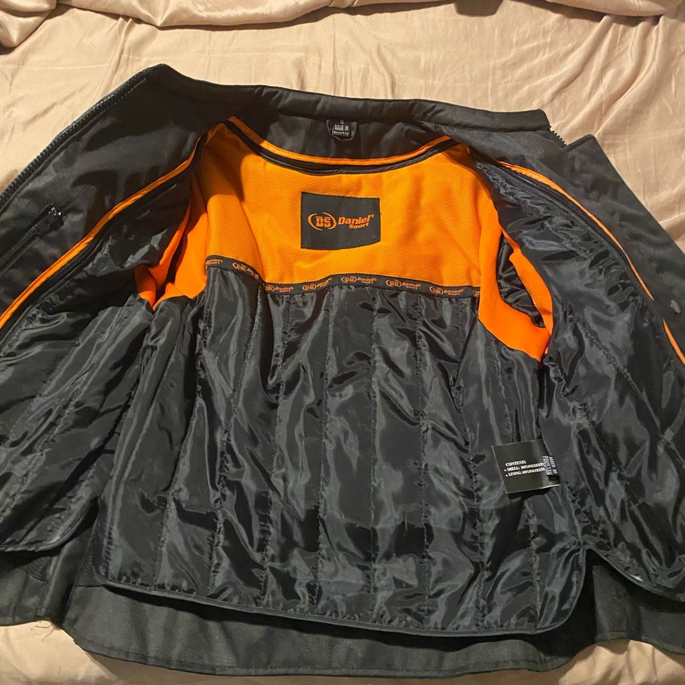 Motorcycle jacket